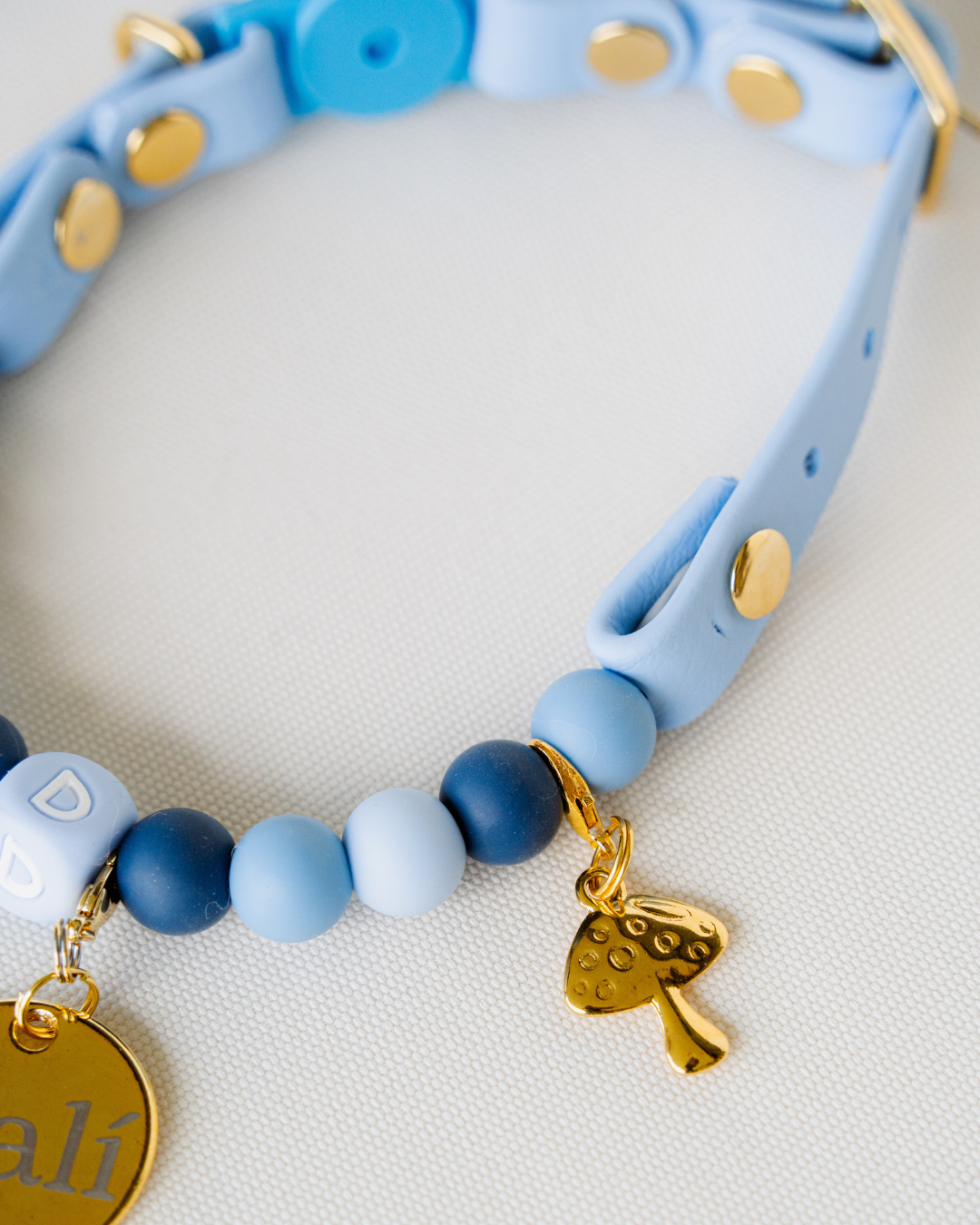 Signature Collar Gato Azul
